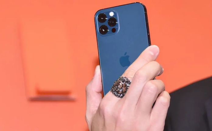 涵江苹果手机维修分享iPhone12系列重启方法教程 